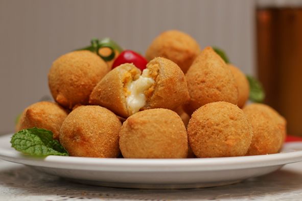 Coxinha de Frango com Catupiry para Festa